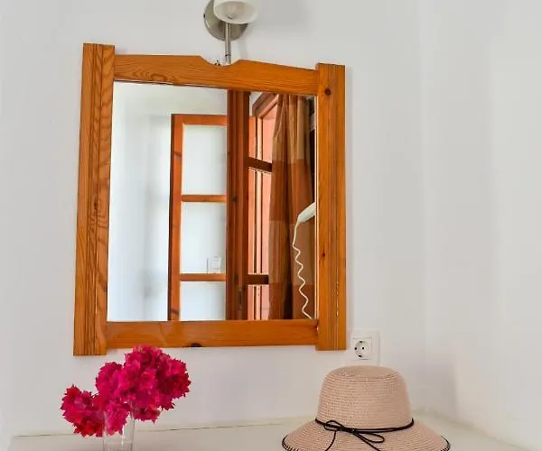 Village Twins Konukevi