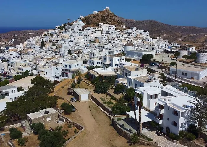 Village Twins Chora (Ios)